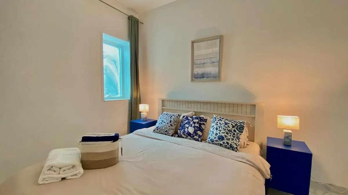 Luxury 3-Bedroom Apartment In Prime Location Dubai